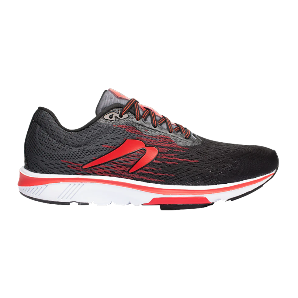 Men's Newton Running Motion 10, Black/Red, 13 D Medium