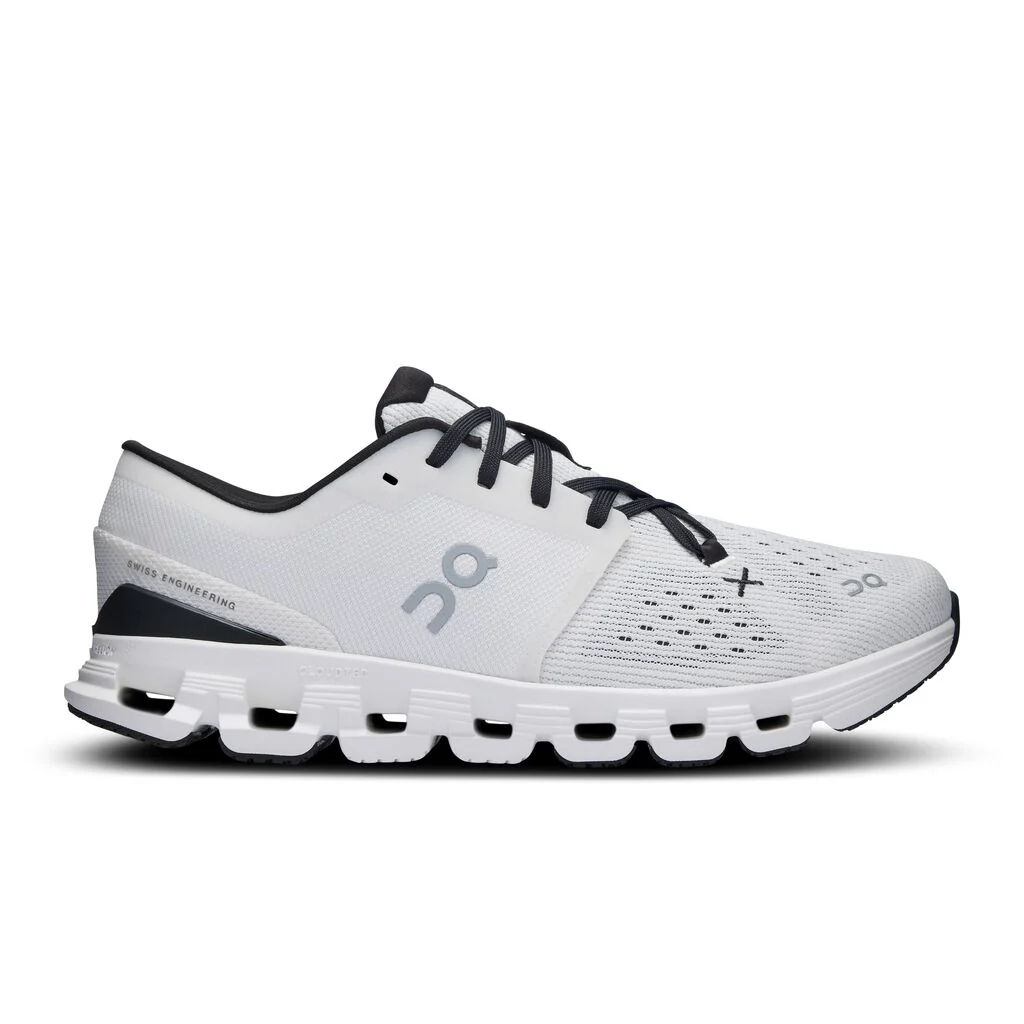 Men's On Cloud X 4, Ivory/Black, 7 D Medium