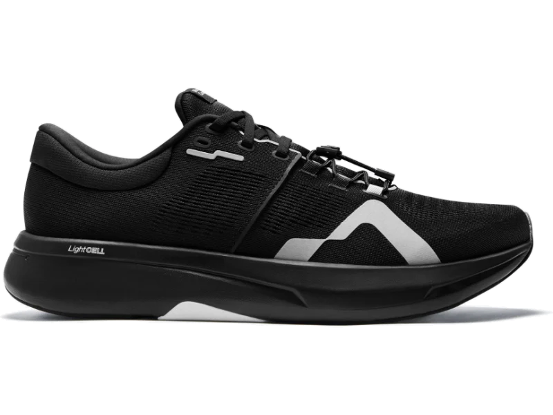 Women's Mount To Coast R1R, Black, 10 B Medium