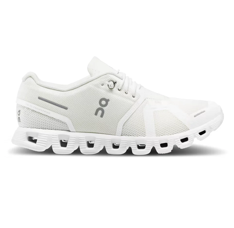 Women's On Cloud 5, Undyed-White/White, 10.5 B Medium