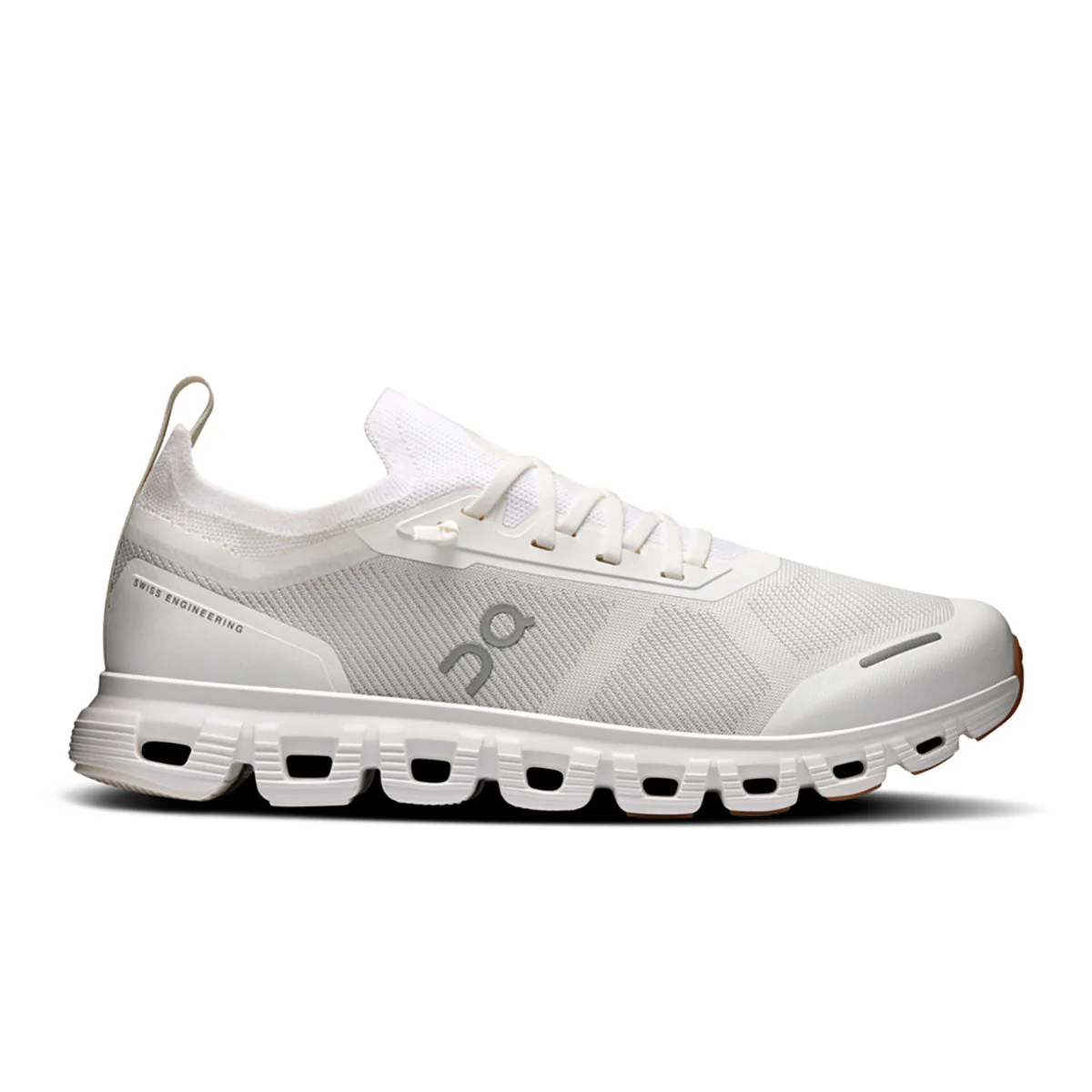 Women's On Cloud 6 Versa, White/White, 9 B Medium