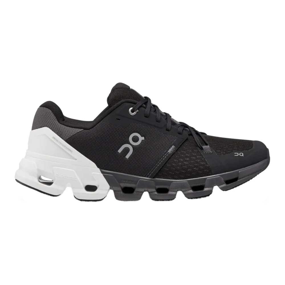 Women's On Cloudflyer 4, Black/White, 10 B Medium