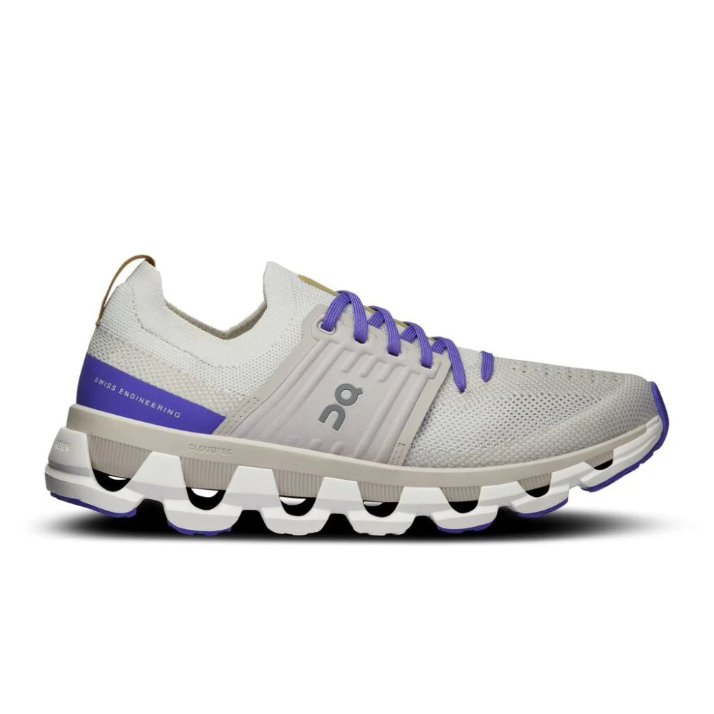 Women's On Cloudswift 3, White/Blueberry, 5 B Medium