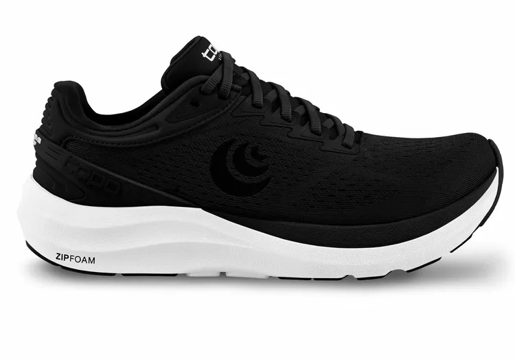 Women's Topo Athletic Phantom 3, Black/White, 7 B Medium